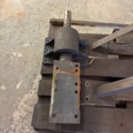 1373122-11 Height-adjustable positioner with rotating function – Edmolift Pillar – 2000