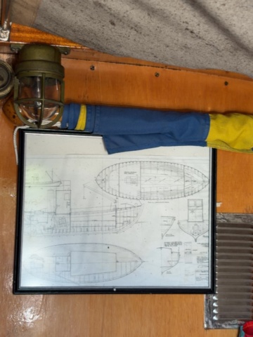 1529718-17 Oak boat with wheelhouse and interior – "The Penguin"
