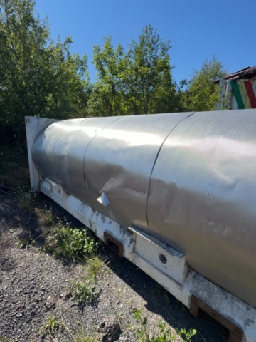 1529722-8 Vattentank på lastväxlarram i aluminium - Lerum Lättmetall