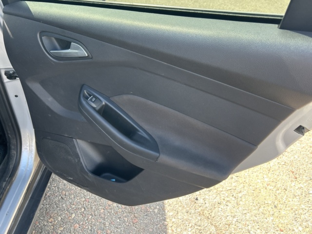 1504219-23 Ford Focus Kombi 1.6 TDCi Manuell, 115hk, 2012
