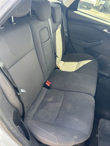 1504219-24 Ford Focus Kombi 1.6 TDCi Manuell, 115hk, 2012
