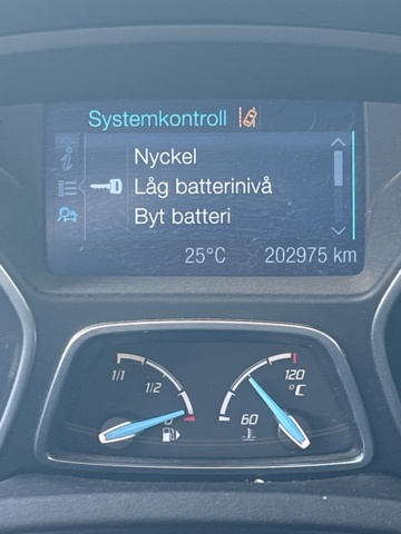 1504219-14 Ford Focus Kombi 1.6 TDCi Manuell, 115hk, 2012