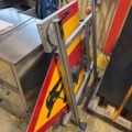 1532961-1 Varselskylt med belysning för bilmontering - ATA