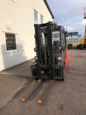 1536856-4 Linde Motviktstruck Diesel