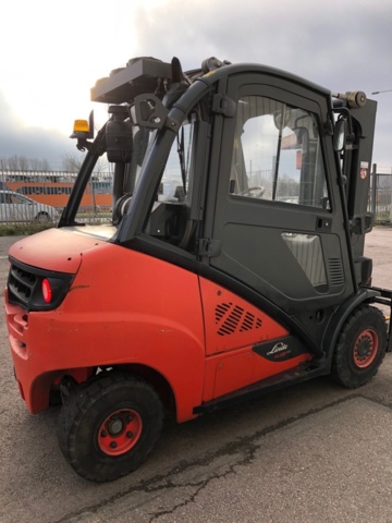 1536856-6 Linde Motviktstruck Diesel