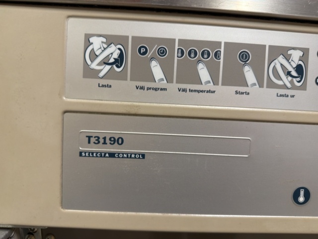 1532958-8 Torktumlare - Electrolux T3190