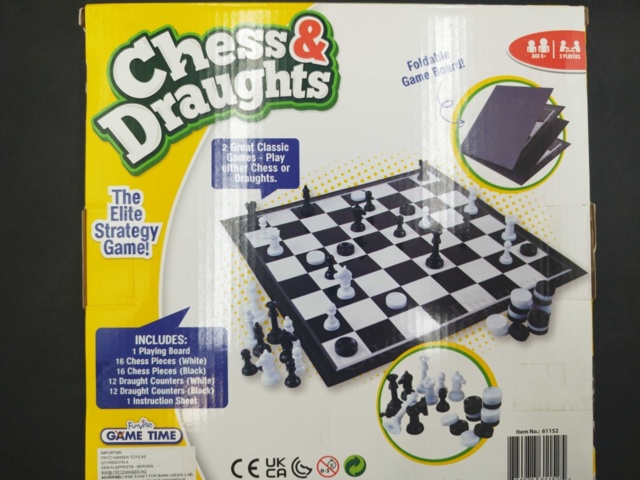 1532385-4 Sällskapsspel - 6 st, Chess & Draughts