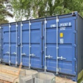 1536894-18 Retail container with fully openable front
