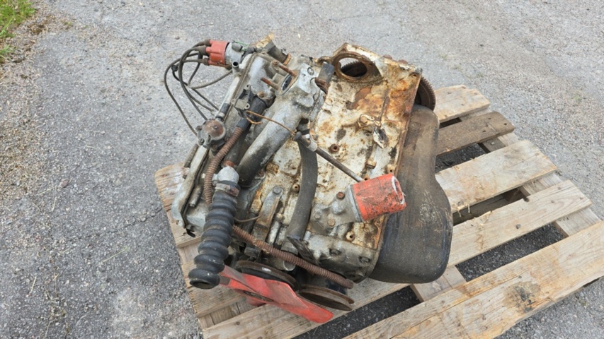 1535806-17 BMW m10 1.6, 1973, topp 118