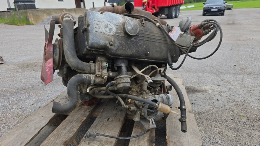 1535807-8 BMW m10 2.0 1976, topp e21 2.0