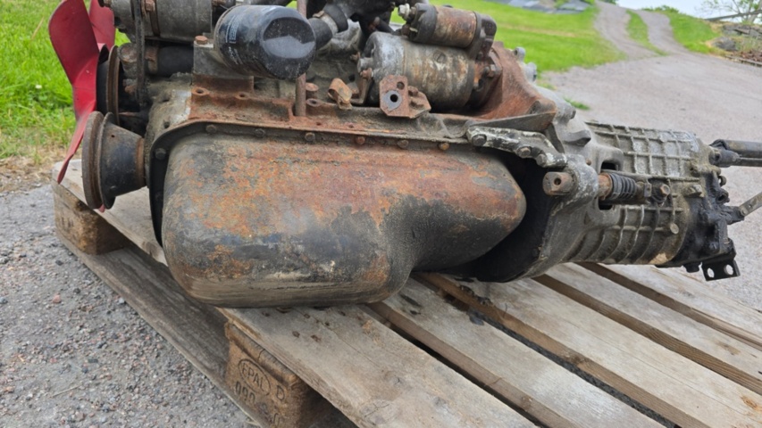 1535808-5 BMW m10 2.0, 1973, topp e12, växellåda Getrag 242