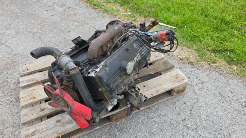 1535808-18 BMW m10 2.0, 1973, topp e12, växellåda Getrag 242