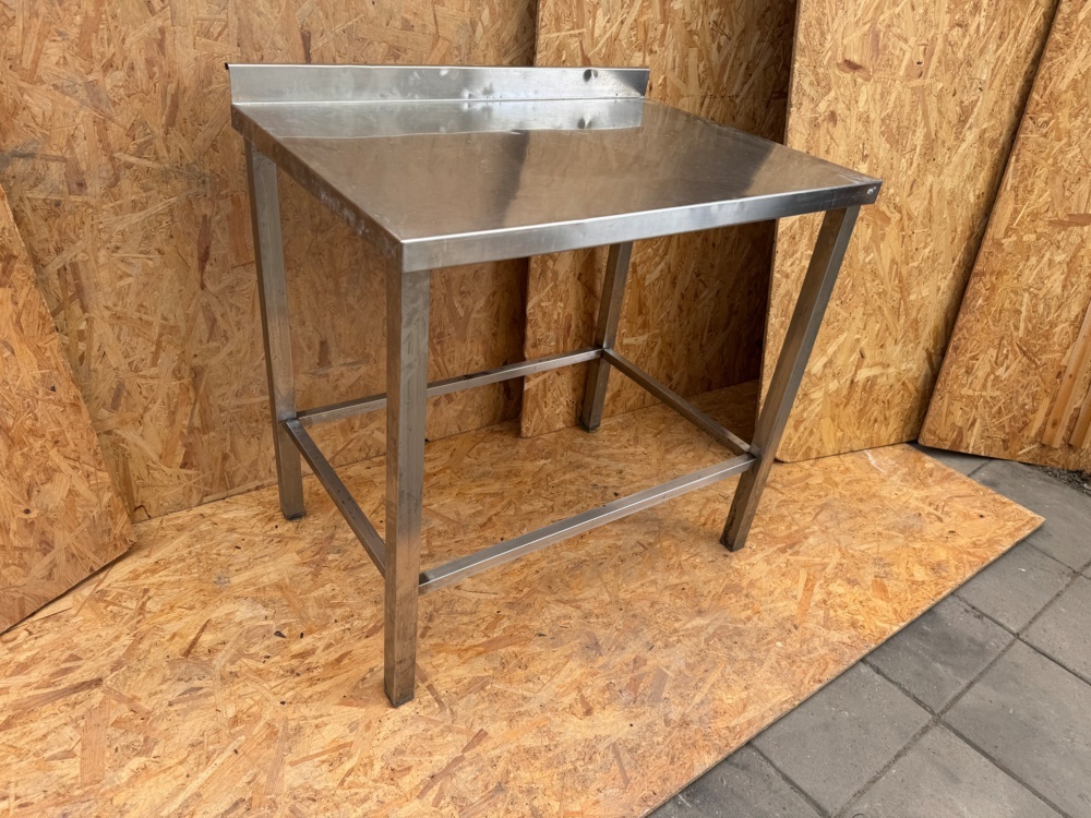 1405889-2 Stainless steel bench