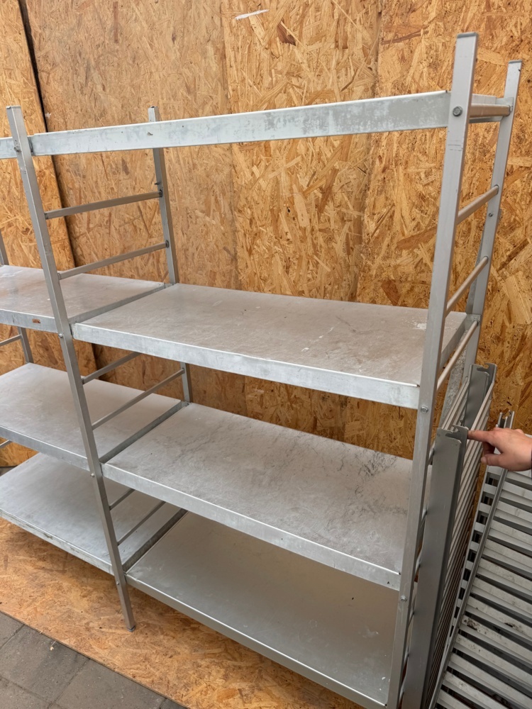 1405891-2 Aluminum shelf