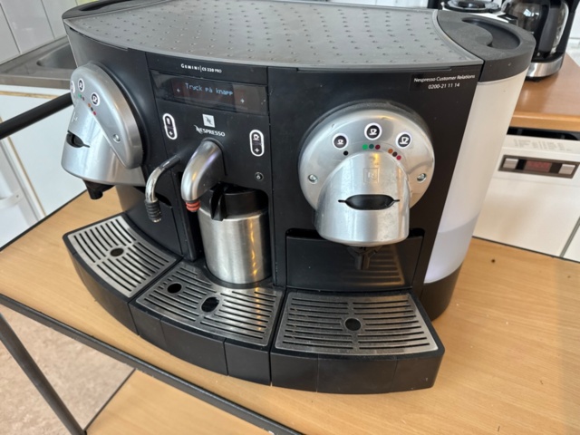 1405908-3 Kaffemaskin för kapslar