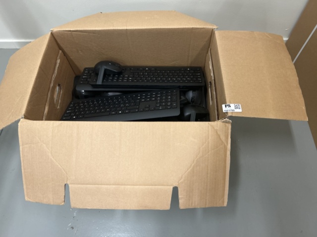 1521799-1 Collection wireless keyboards with mice - Microsoft