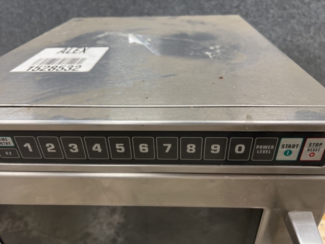 1528532-5 Mikrovågsugn Amana HDC5182