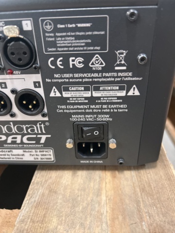 1521808-4 Digital mixing console - Soundcraft Si Impact