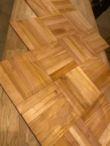 1536871-2 Massiv Fiskbens-/enstavsparkett Mahogny 300x60x10 mm (ca 120,24 kvm)