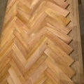 1536871-1 Massiv Fiskbens-/enstavsparkett Mahogny 300x60x10 mm (ca 120,24 kvm)