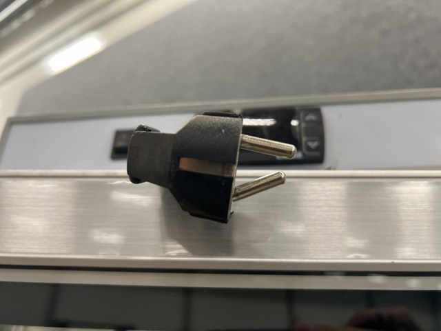 1528572-7 Refrigerator Tefcold UF400VSG
