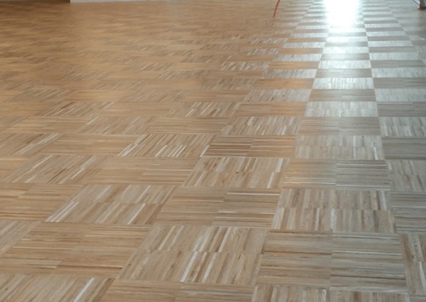 Massiv Ekparkettgolv 300x8x10 mm (ca 149,76 kvm)