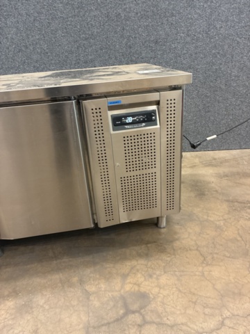 1528531-4 Kylbänk Tefcold BK310-I