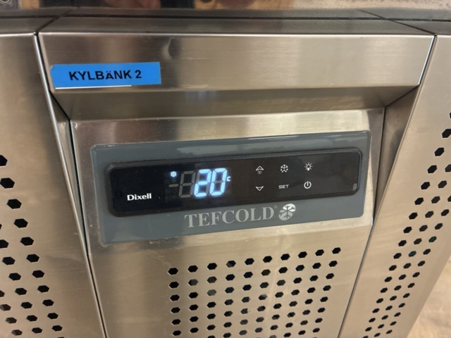 1528531-5 Kylbänk Tefcold BK310-I