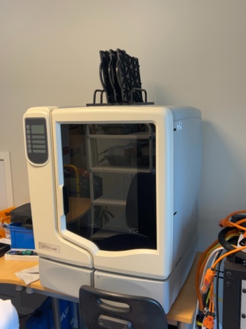 1427860-2 3D Printer – Stratasys uPrint SE Plus – 2011