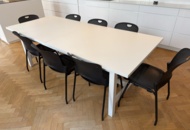 1516291 Matbord och stolar 8 st