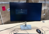 1405914 Dell monitor with accessories