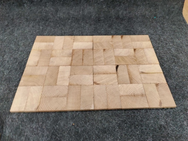 1536883-10 Solid End Timber Flooring/Log Flooring Oak 640x320x8 mm (approx. 142.17 sq m)