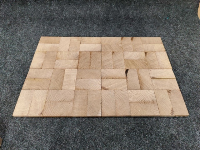 1536883-11 Solid End Timber Flooring/Log Flooring Oak 640x320x8 mm (approx. 142.17 sq m)