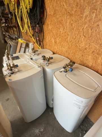 1529727-5 Samling med 9 st varmvattenberedare - Bosch Tronic 4500 T 100 EB