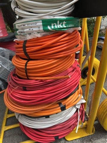1521811-11 Kabel- och installationsmaterial med kärra