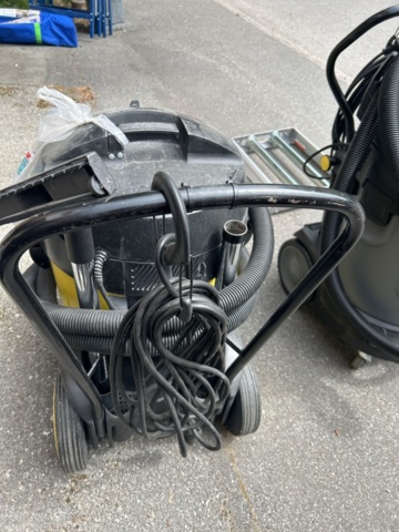 1521815-6 Grovdammsugare med tillbehör - Kärcher NT 702 ECO