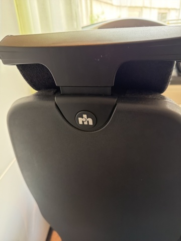 1516311-10 Kontorsplatser 2 st - Skrivbord, kontorsstolar och arkivskåp