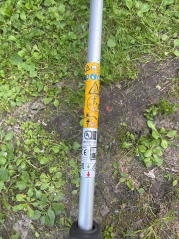 1373138-4 Grästrimmer - Husqvarna (modell ej verifierad)