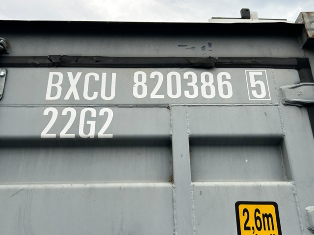 1537989-3 Container 20 feet
