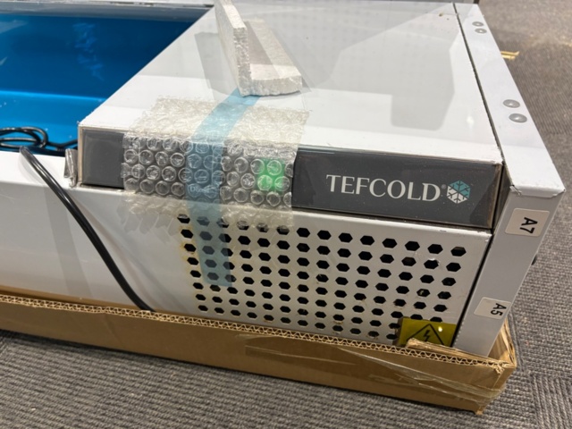 1535778-9 Ny/oanvänd pizzakylbänk med kylränna och tillbehör – Tefcold PT1300