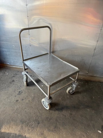 1405925-1 Rostfri vagn på hjul