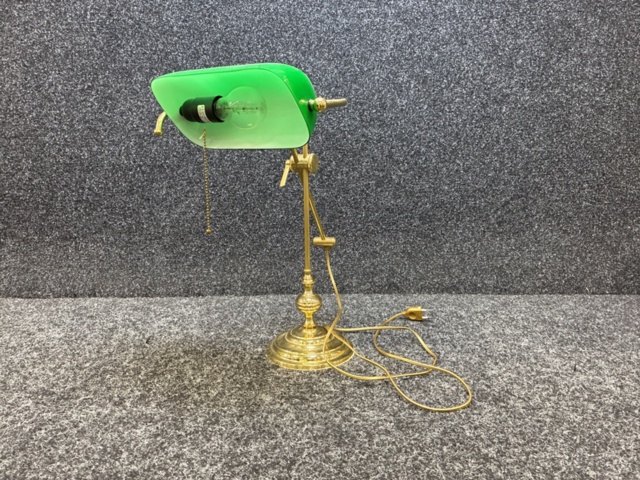 1538217-1 Table lamp "Lyktan", brass & green glass shade
