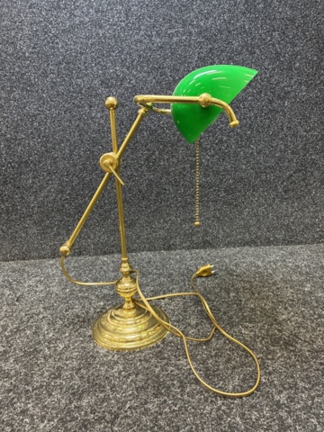 1538217-4 Table lamp "Lyktan", brass & green glass shade