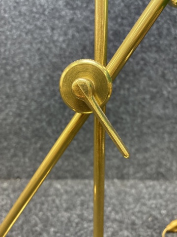 1538217-5 Table lamp "Lyktan", brass & green glass shade