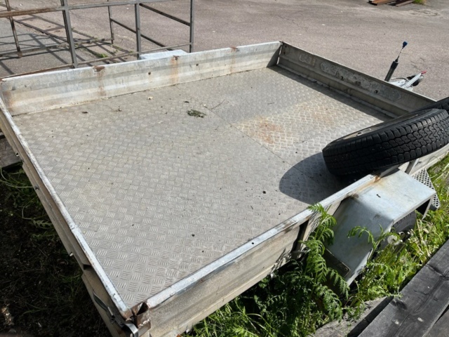 1535247-10 Trailer CO trailer 1500 -1989 (Repair item)