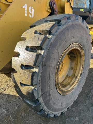 1538479-14 Hjullastare Cat 926M