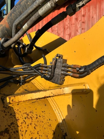 1538479-93 Hjullastare Cat 926M