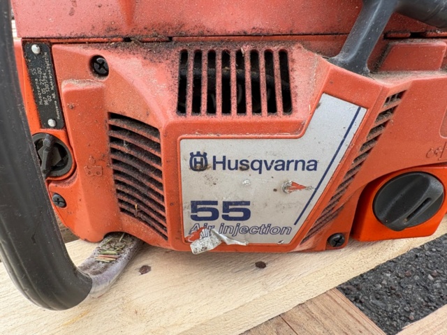 1535833-7 Chainsaw – Husqvarna 55 Air Injection