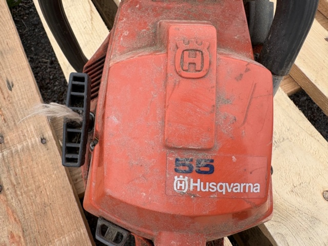 1535833-4 Chainsaw – Husqvarna 55 Air Injection