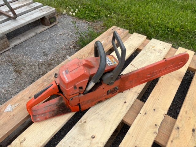 1535833-9 Chainsaw – Husqvarna 55 Air Injection